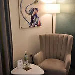 Hotel Martins Klause Airport Messe - Free Parking - Self Check-in Available 3*