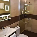 Hotel Martins Klause Airport Messe - Free Parking - Self Check-in Available 3*
