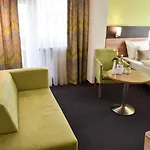 Martins Klause Airport Messe - Free Parking - Self Check-in Available Hotel