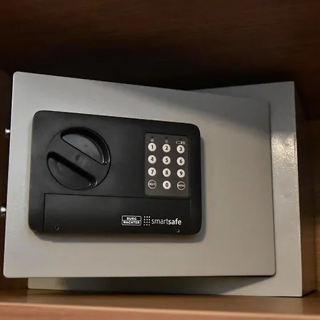 Martins Klause Airport Messe Hotel - Air Conditioning - Self Check-In Available Hotel