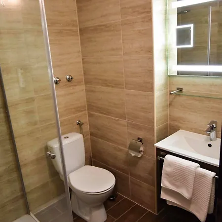 ホテル Martins Klause Airport Messe - Free Parking - Self Check-in Available ラインフェルデン＝エヒターディンゲン