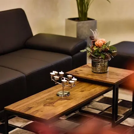 Martins Klause Airport Messe Hotel - Air Conditioning - Self Check-In Available
