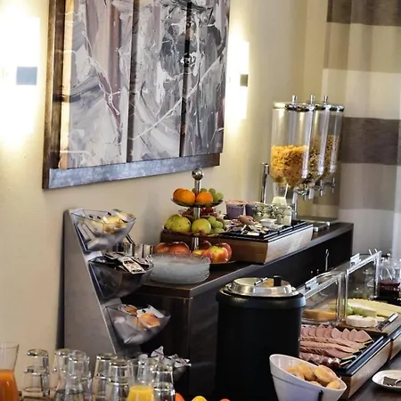 ホテル Martins Klause Airport Messe - Free Parking - Self Check-in Available 3*