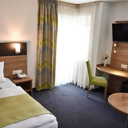 Martins Klause Airport Messe - Self Check-in Hotell