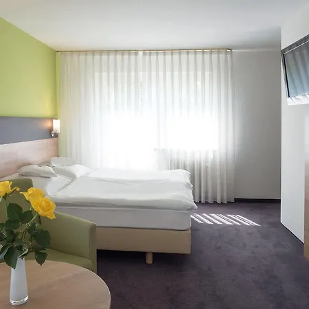 ホテル Martins Klause Airport Messe - Free Parking - Self Check-in Available